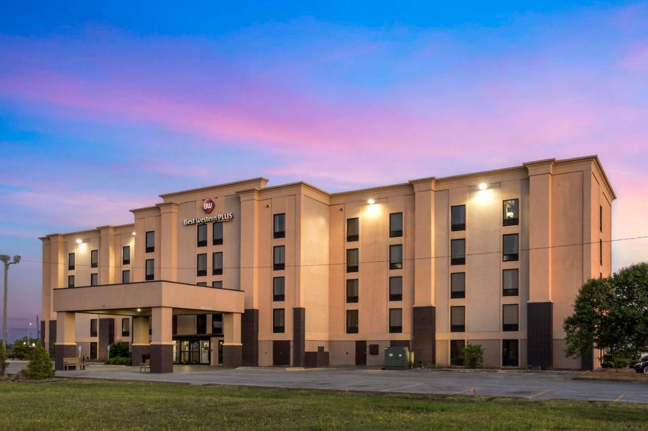 Best Western Plus Jonesboro Inn & Suites Exterior photo