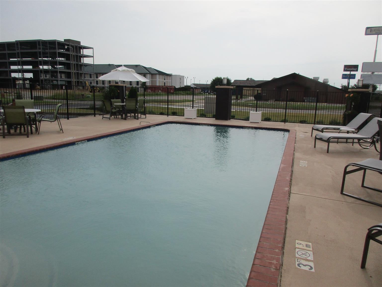 Best Western Plus Jonesboro Inn & Suites Exterior photo