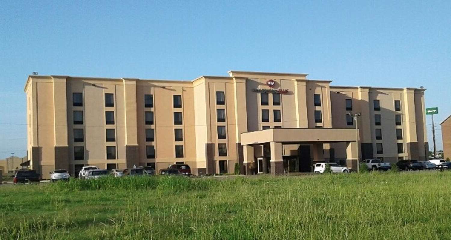 Best Western Plus Jonesboro Inn & Suites Exterior photo